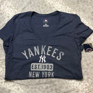 Yankees tee